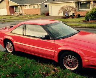 Illustration for article titled For $1,900, This 1992 Pontiac Grand Prix Could Be a Grand Prize.